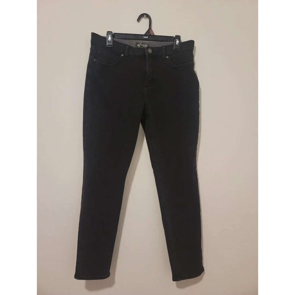 Lee Women's Slim Fit Skinny Leg Mid Rise Jeans 12 Short Stretch Dark Wash Black